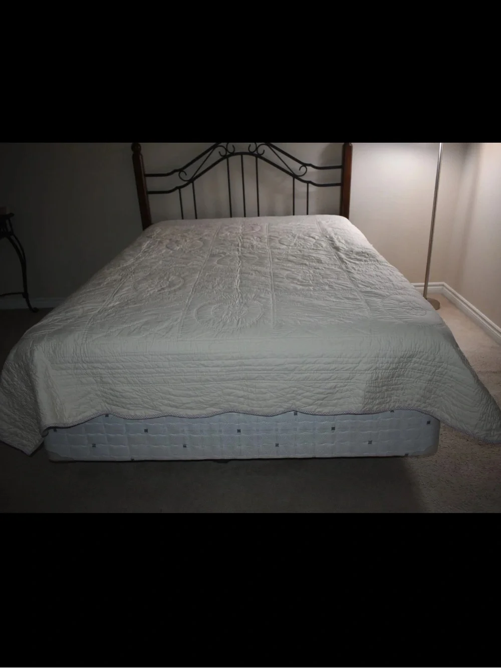 Vintage Quilt Full Queen Blanket Floral Flower embroidered Beads Country Cottage